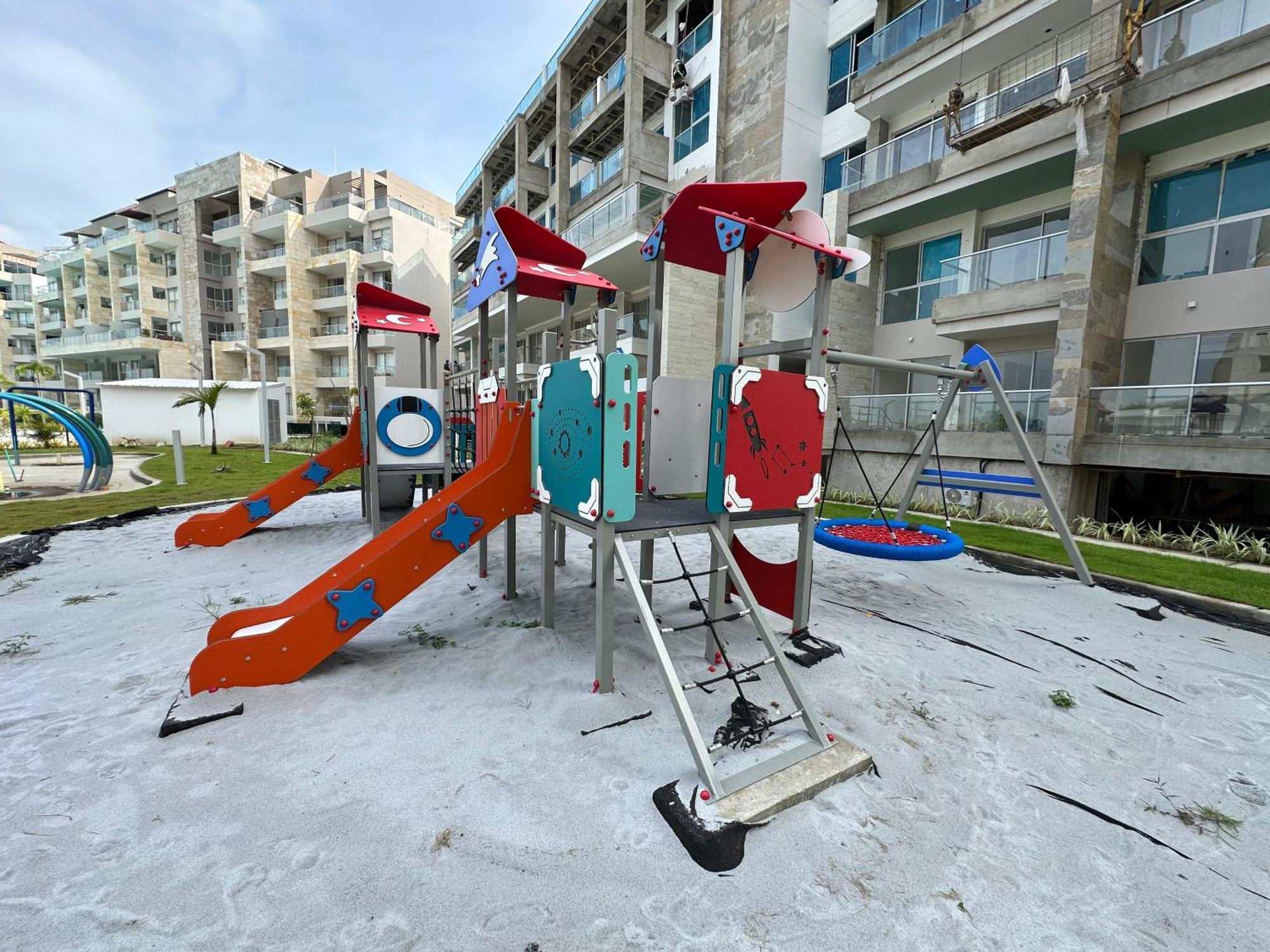 Baia Kristal Paraiso Aguas Cristalinas Cartagena